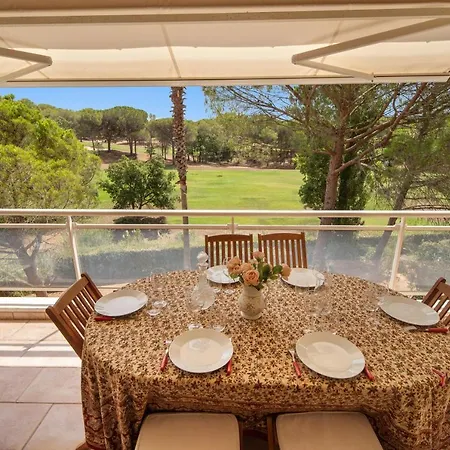 Le 11 - Appt Climatisé Avec Piscine Partagée